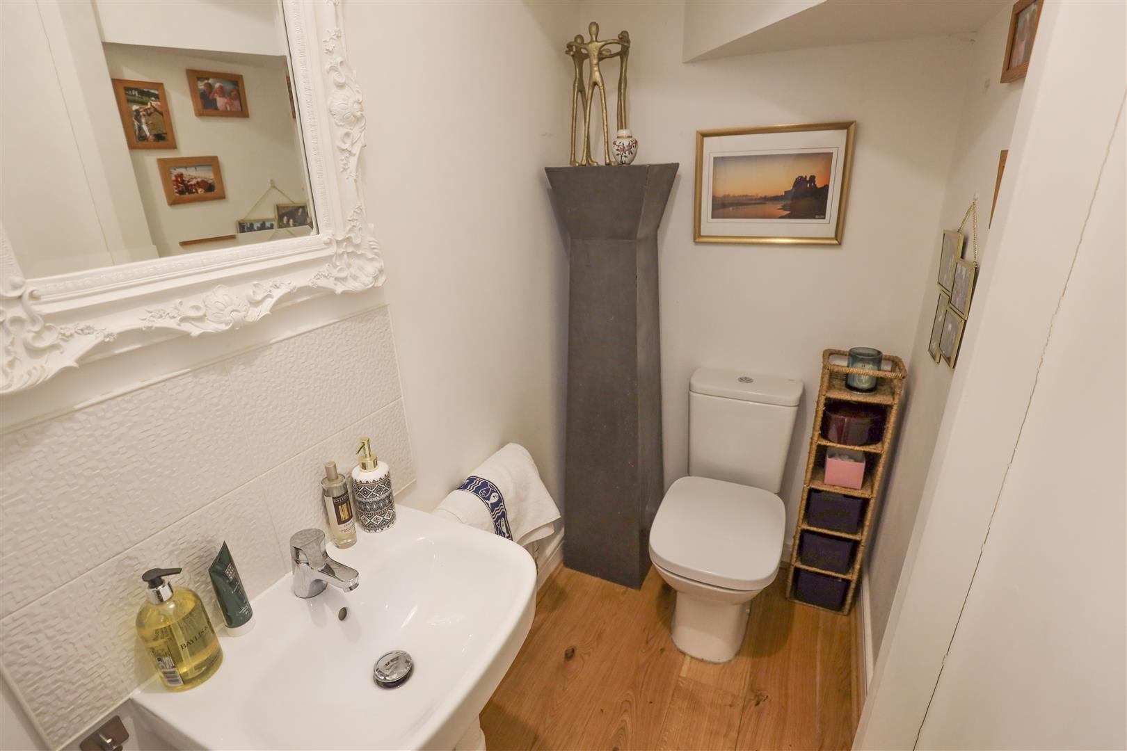 46 Dunraven Close, Cowbridge, Vale of Glamorgan, CF71 7FG